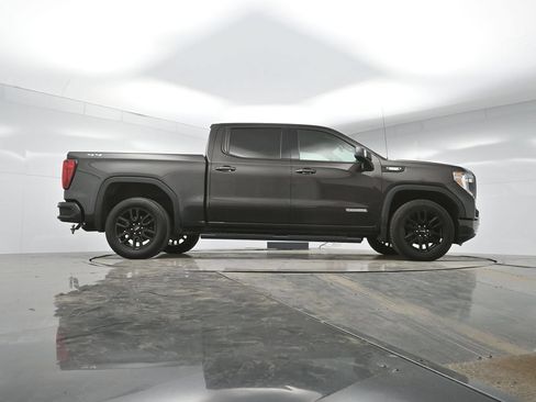 Used 2021 GMC Sierra 1500 Elevation w/ LPO, Elevation Black Package AWD/4WD image 38
