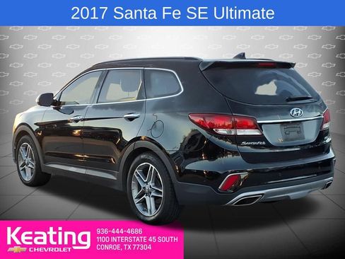 Used 2017 Hyundai Santa Fe SE Ultimate image 2