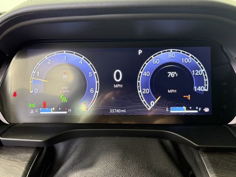 Used 2022 Jeep Grand Cherokee Overland w/ Adv Protech Group III image 30