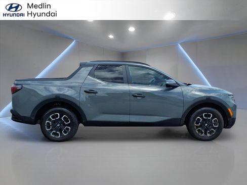 Used 2022 Hyundai Santa Cruz SEL w/ Activity Package AWD/4WD image 2