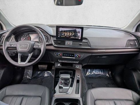 Certified 2023 Audi Q5 2.0T Premium w/ Convenience Package AWD/4WD image 18