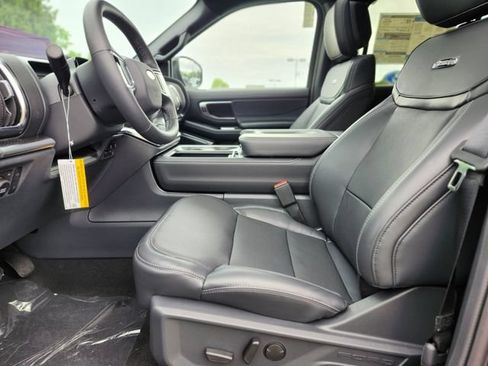 New 2026 Ford Expedition Max Platinum w/ Stealth Performance Package AWD/4WD image 20