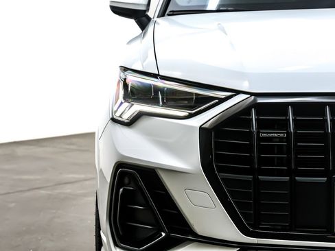 Used 2025 Audi Q3 2.0T Premium w/ Convenience Package image 14