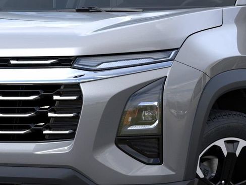 New 2027 Chevrolet Equinox LT AWD/4WD image 10