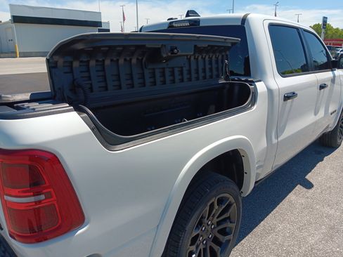 Used 2025 RAM 1500 Limited AWD/4WD image 26