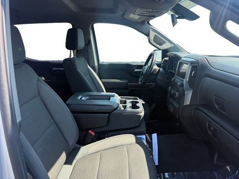 Used 2021 Chevrolet Silverado 1500 LT AWD/4WD image 17