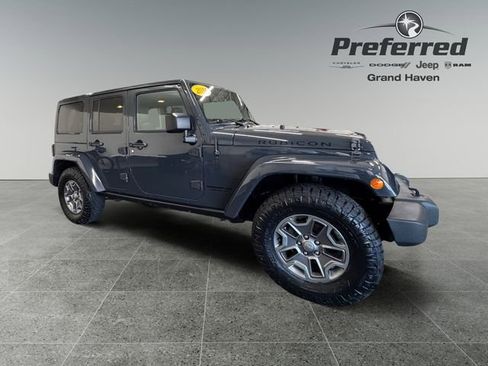Used 2016 Jeep Wrangler Unlimited Rubicon w/ Dual Top Group AWD/4WD image 9