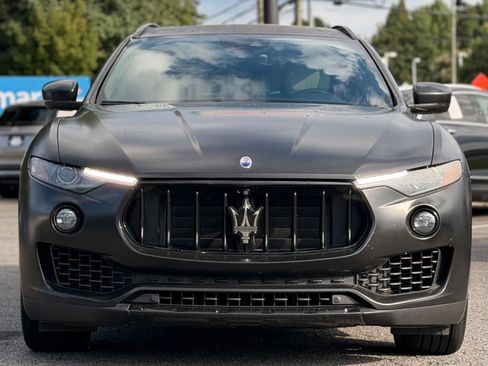 Used 2017 Maserati Levante S AWD/4WD image 8