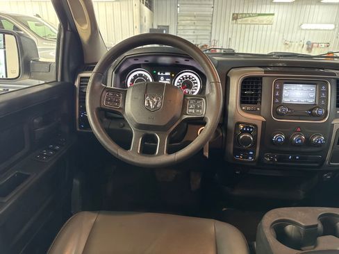 Used 2023 RAM 1500 Tradesman AWD/4WD image 17