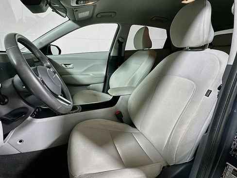 Used 2024 Hyundai Kona SEL FWD image 11