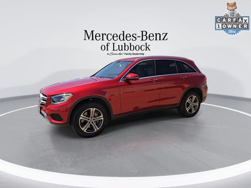 Used 2019 Mercedes-Benz GLC 300 4MATIC image 5