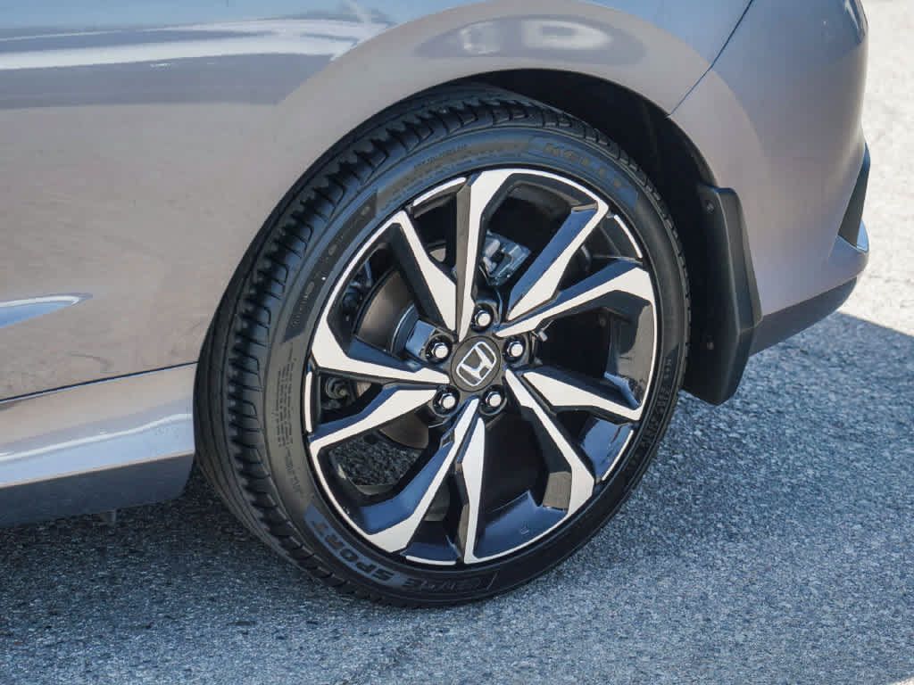 Used 2019 Honda Civic EX image 10