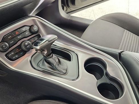 Used 2022 Dodge Challenger GT image 17