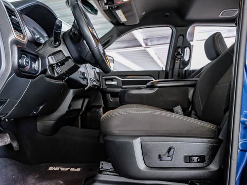 Used 2024 RAM 2500 Big Horn w/ Night Edition image 30