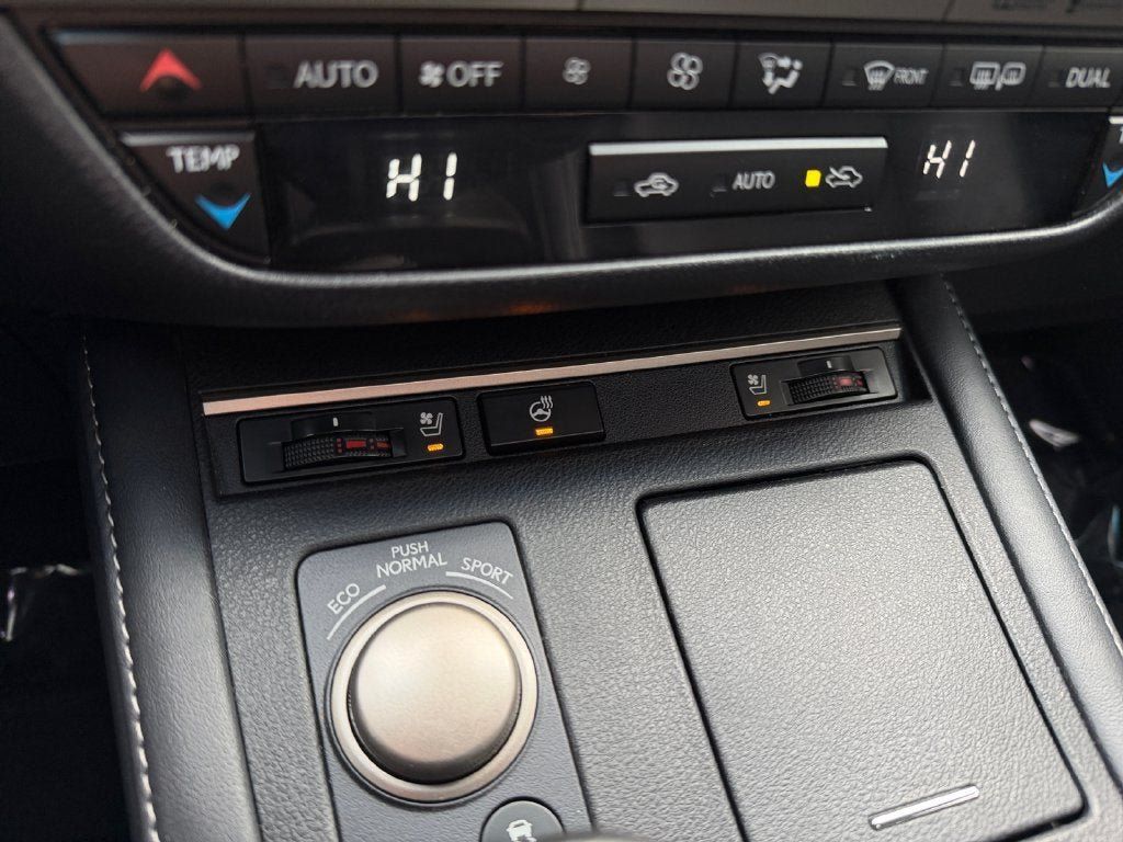 Used 2016 Lexus ES 350 w/ Navigation System Package FWD image 34