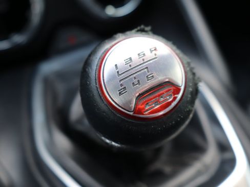 Used 2016 Chevrolet Camaro SS RWD image 38