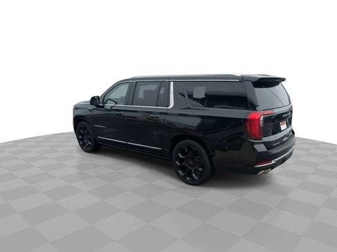 Certified 2025 GMC Yukon XL Denali Ultimate w/ LPO, Floor Liner Package AWD/4WD image 6
