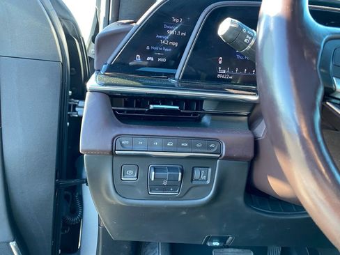 Used 2021 Cadillac Escalade ESV Sport Platinum image 21