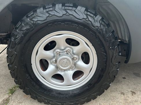 Used 2004 Nissan Frontier XE w/ (BGP) Basic Gear Pkg RWD image 22