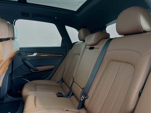 Used 2024 Audi Q5 2.0T Premium image 19