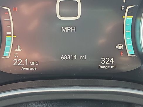 Used 2025 Chrysler Pacifica Select FWD image 36