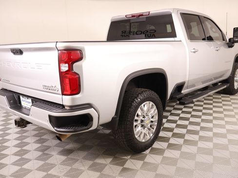 Used 2023 Chevrolet Silverado 2500 High Country w/ Technology Package AWD/4WD image 22