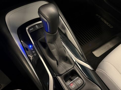 Used 2022 Toyota Corolla SE image 15