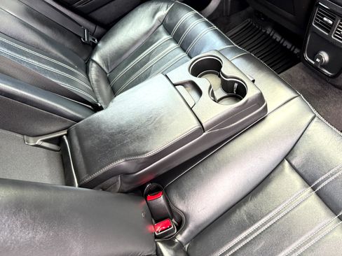 Used 2013 Chrysler 300 S image 36