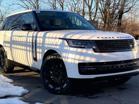 New 2026 Land Rover Range Rover SE AWD/4WD image 2