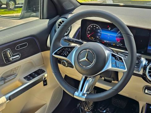 New 2026 Mercedes-Benz GLB 250 4MATIC image 27