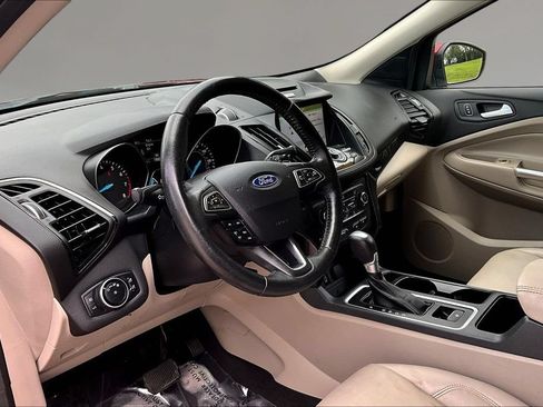 Used 2017 Ford Escape Titanium AWD/4WD image 16