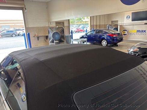 Used 2010 Chrysler Sebring LX w/ Convenience Group FWD image 13