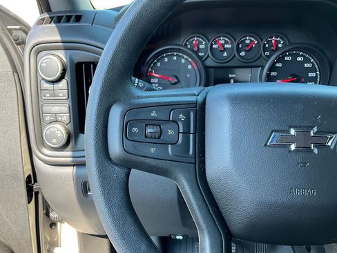 Used 2026 Chevrolet Silverado 1500 Custom Trail Boss w/ Dark Appearance Package AWD/4WD image 10