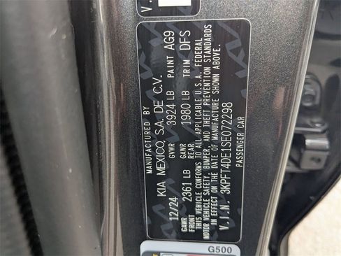 Used 2025 Kia K4 LXS image 33