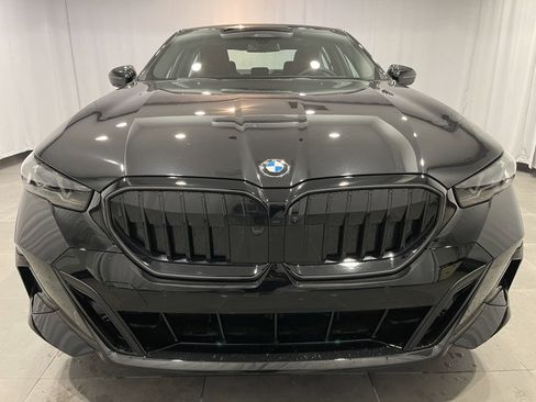 New 2026 BMW 530i xDrive AWD/4WD image 2