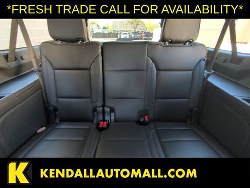 Used 2021 Chevrolet Suburban High Country AWD/4WD image 12