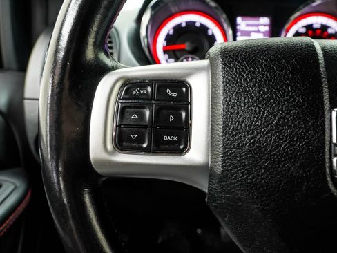 Used 2019 Dodge Grand Caravan GT FWD image 37