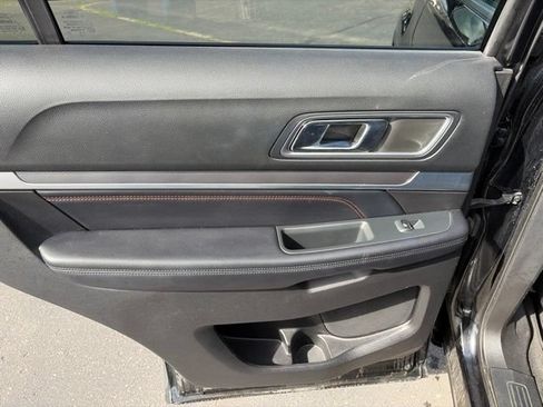 Used 2017 Ford Explorer Sport w/ Equipment Group 401A AWD/4WD image 21