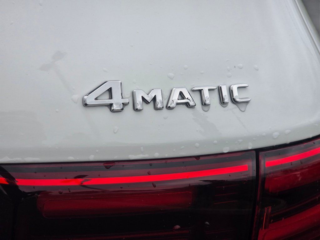 New 2026 Mercedes-Benz GLB 250 4MATIC image 31