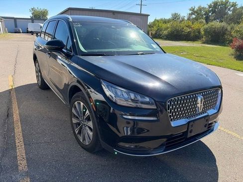 Used 2022 Lincoln Corsair Reserve w/ Equipment Group 201A AWD/4WD image 2