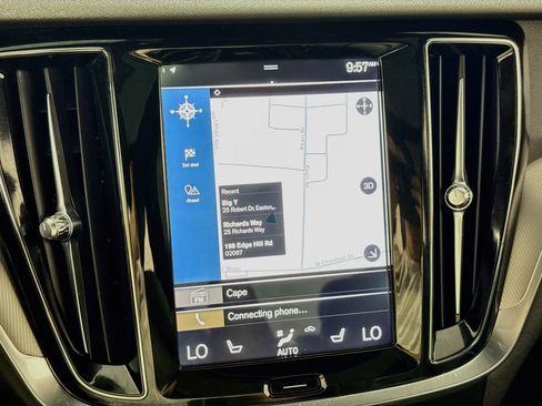 Used 2019 Volvo S60 T6 R-Design AWD/4WD image 2