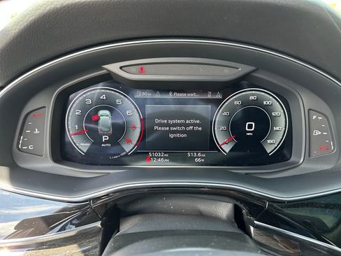 Used 2022 Audi Q7 3.0T Premium Plus AWD/4WD image 31