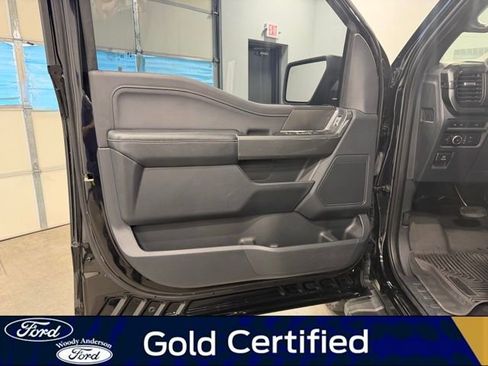 Certified 2022 Ford F150 XLT w/ Equipment Group 302A High image 23