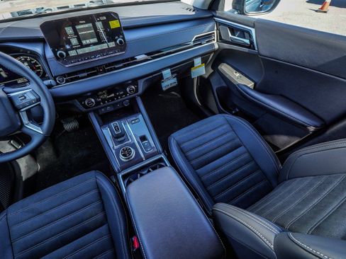 New 2025 Mitsubishi Outlander SE AWD/4WD image 37