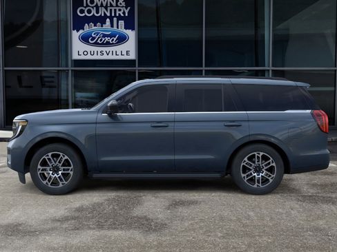 New 2026 Ford Expedition Active AWD/4WD image 4