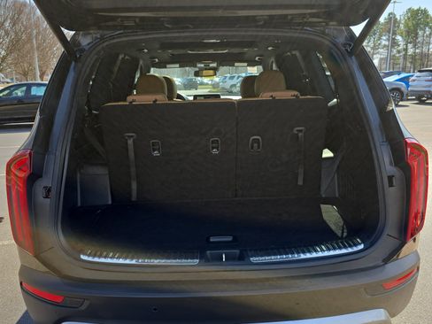 Used 2020 Kia Telluride SX image 14