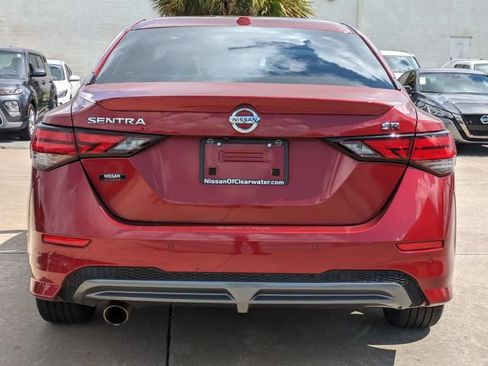 Used 2022 Nissan Sentra SR FWD image 7