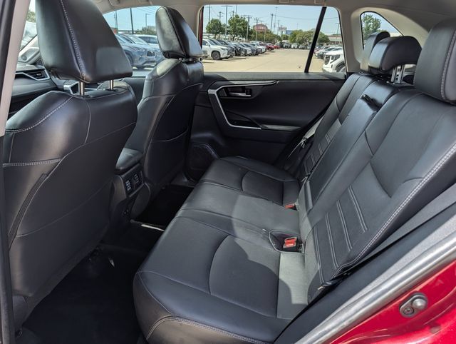 Used 2021 Toyota RAV4 Limited AWD/4WD image 28