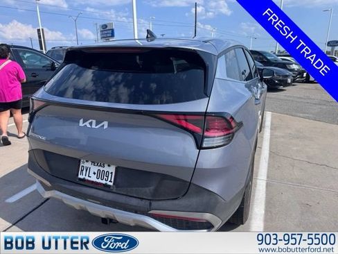 Used 2023 Kia Sportage EX FWD image 4