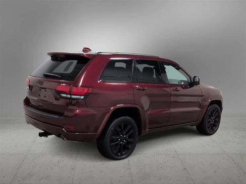 Certified 2021 Jeep Grand Cherokee Laredo X image 8